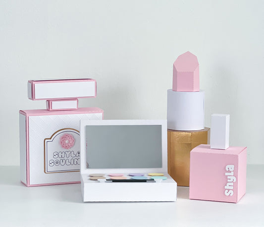 Custom Centerpiece - Make-Up Set