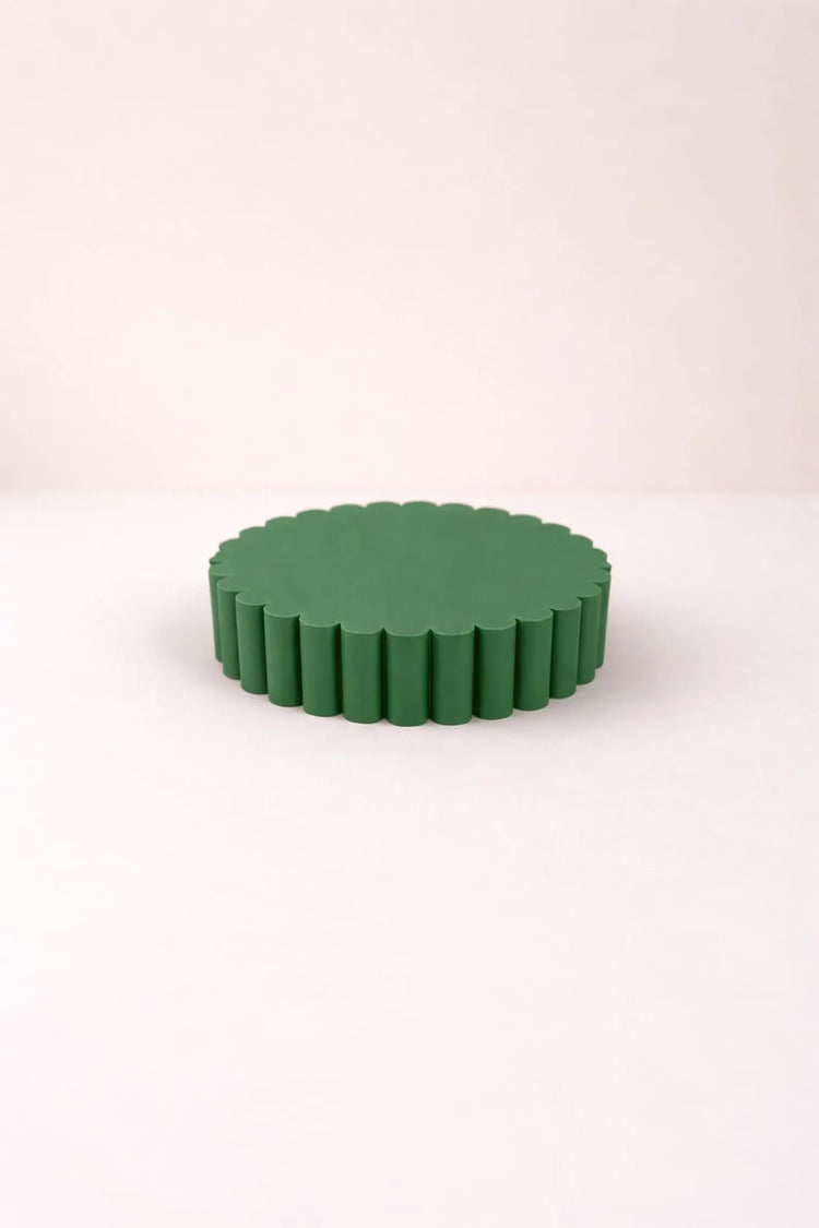 Scallop & Daisy Photo Prop