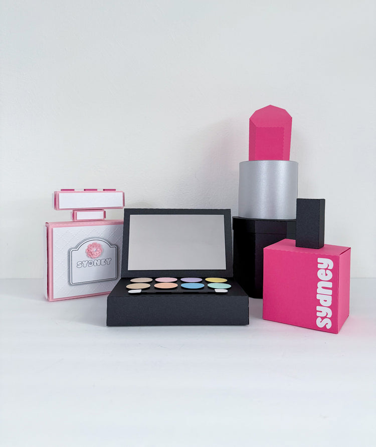 Custom Centerpiece - Make-Up Set
