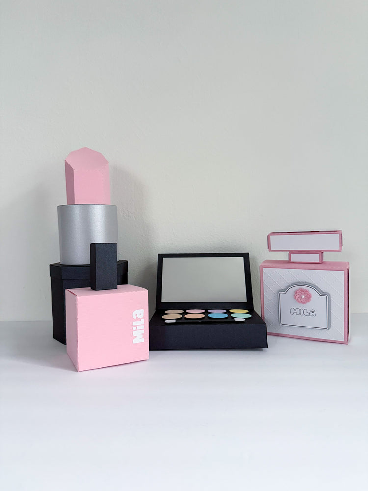 Custom Centerpiece - Make-Up Set
