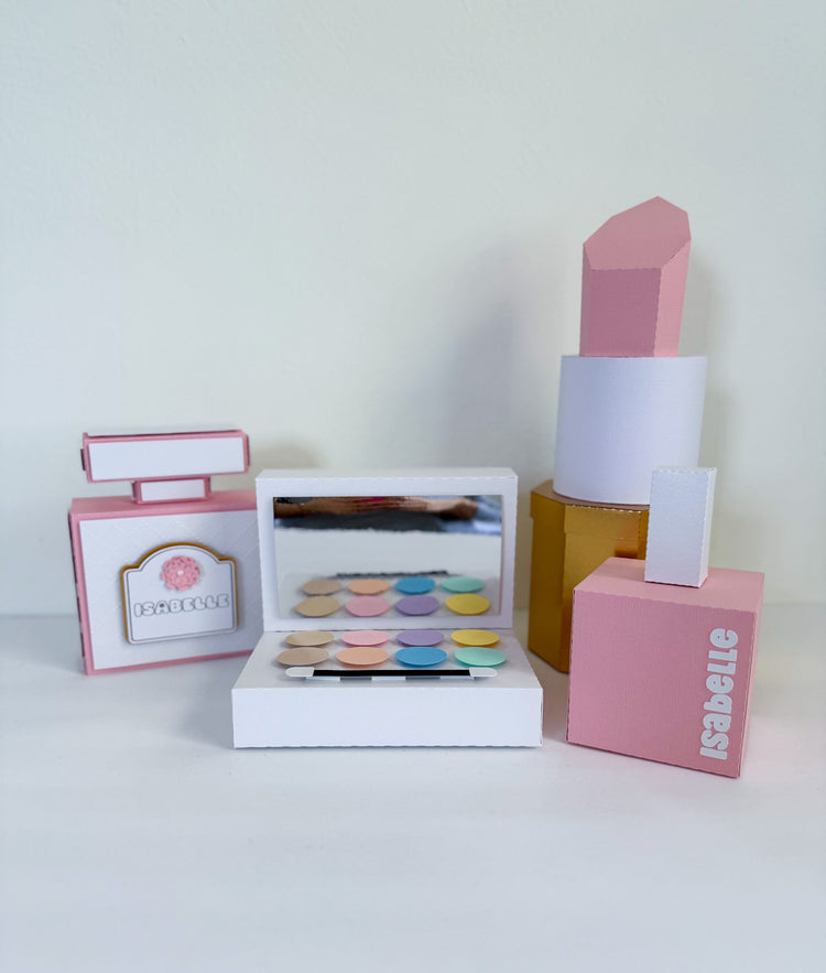 Custom Centerpiece - Make-Up Set